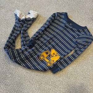 NWOT Carter’s 2T Footie Pajamas